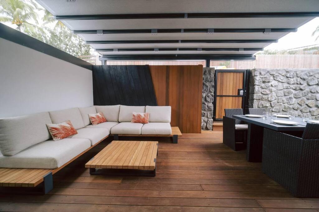 Summer Cosy - Villa Classee 4 Etoiles - 2 Suites Avec Piscine Chauffee Et Jacuzzi Integre Idealement Situee Chemin Summer Saint-Gilles-les Bains Ngoại thất bức ảnh